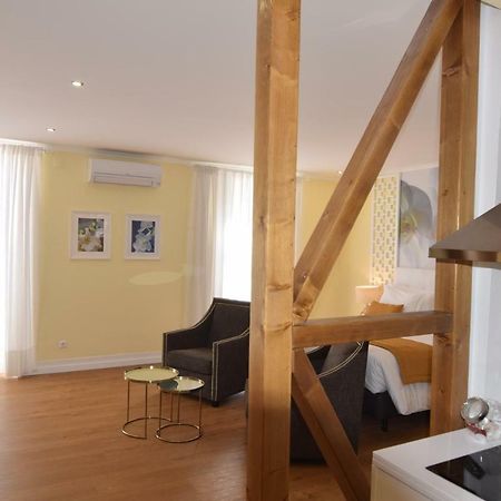 Lx Flowers Apartments Lisbon Bagian luar foto